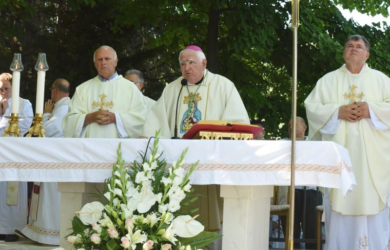 Visovac: Svečano misno slavlje povodom blagdana Gospe od Anđela, Photo: Hrvoje Jelavic/PIXSELL