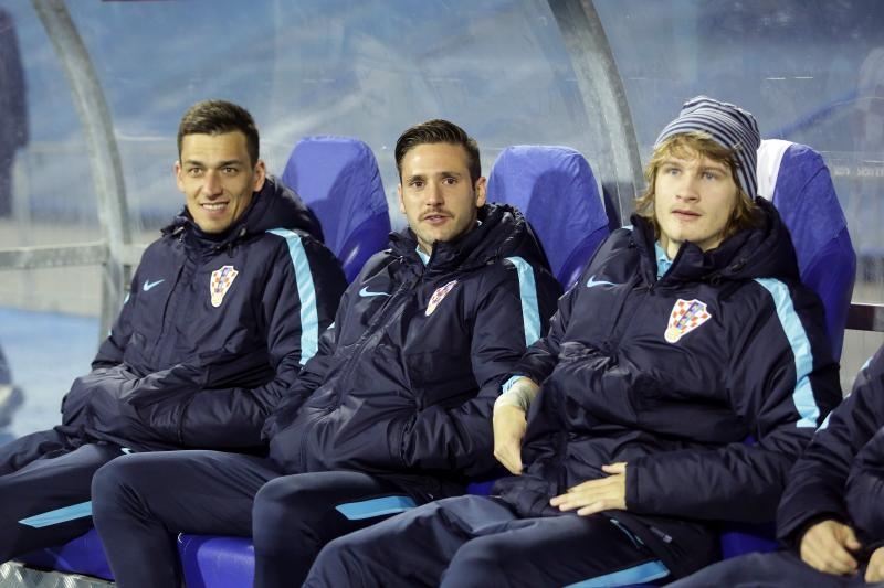 Image 379831 (auto) Image 379831 (auto)