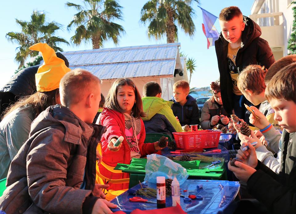 Sveta Luce razveselila i darivala virske mališane Sveta Luce razveselila i darivala virske mališane