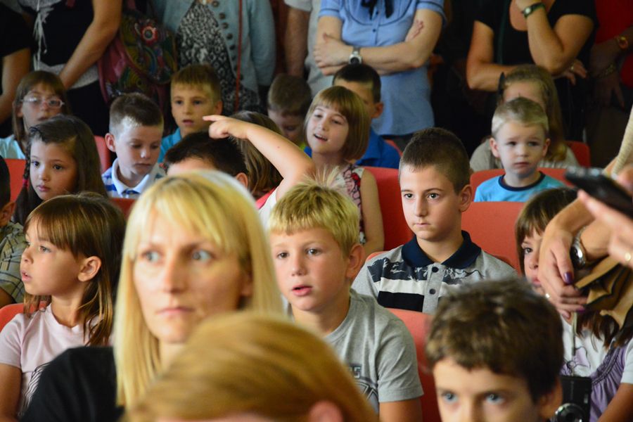 Prvi dan škole u OŠ Stanovi  ; foto Iva Perinčić