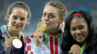 PI Rio de Janeiro, ceremonija dodjele medalja u ženskom disku: zlatnu medalju osvojila je Sandra Perković. Photo: Igor Kralj/PIXSELL PI Rio de Janeiro, ceremonija dodjele medalja u ženskom disku: zlatnu medalju osvojila je Sandra Perković. Photo: Igor Kralj/PIXSELL
