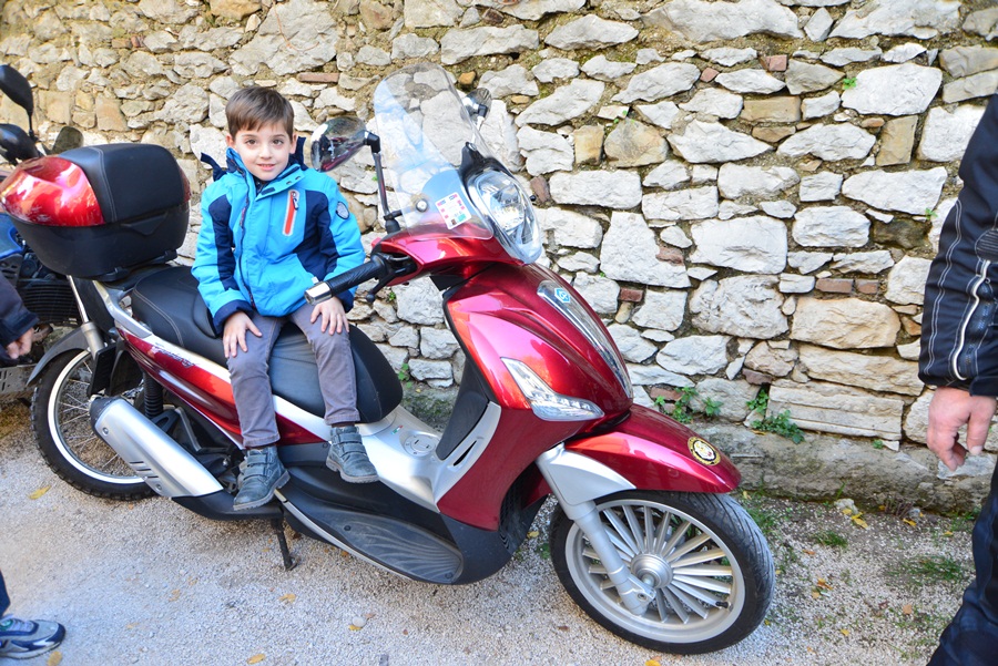 Zadarske Beštije posjetile mališane DV Latica, Foto: Iva Perinčić Zadarske Beštije posjetile mališane DV Latica, Foto: Iva Perinčić