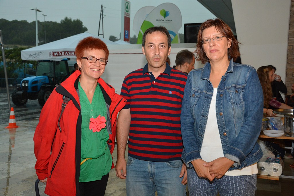 Prva godišnjica rada Seljačke tržnice, foto: Iva Perinčić Prva godišnjica rada Seljačke tržnice, foto: Iva Perinčić