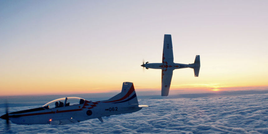 Akro grupa ‘Krila Oluje’, foto: Darko Belančić Akro grupa ‘Krila Oluje’, foto: Darko Belančić