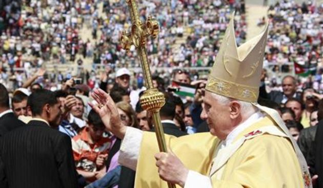 Papa u Jordanu 1 (Foto: Reuters)