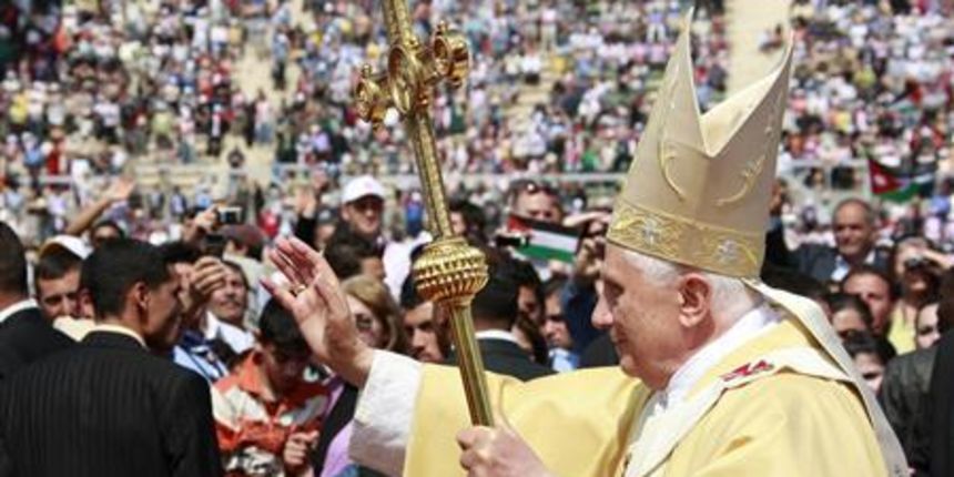 Papa u Jordanu 1 (Foto: Reuters)