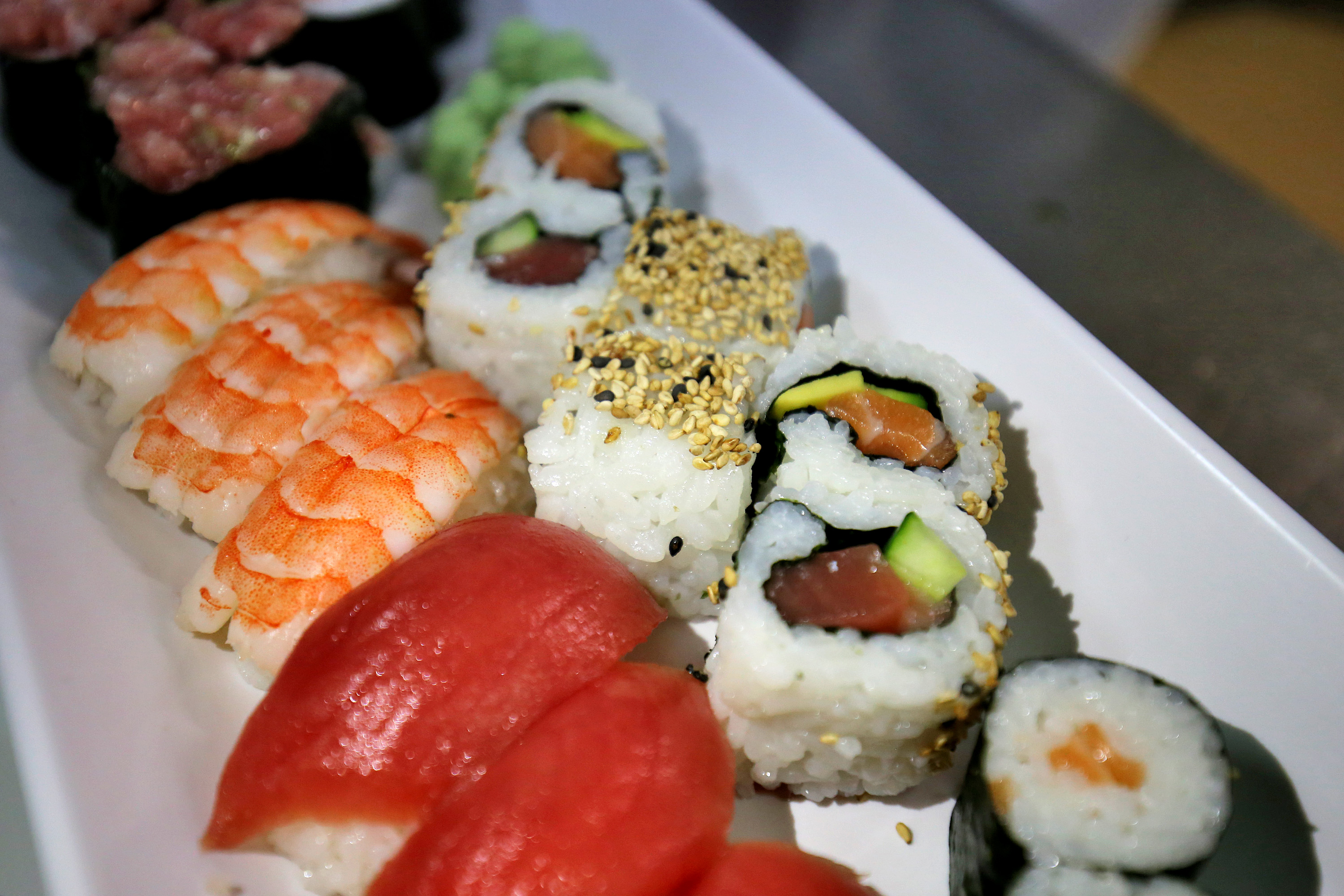 Kako se sinoć spremao sushi za večerašnje otvaranje Tuna, Sushi & Wine Festivala Kako se sinoć spremao sushi za večerašnje otvaranje Tuna, Sushi & Wine Festivala