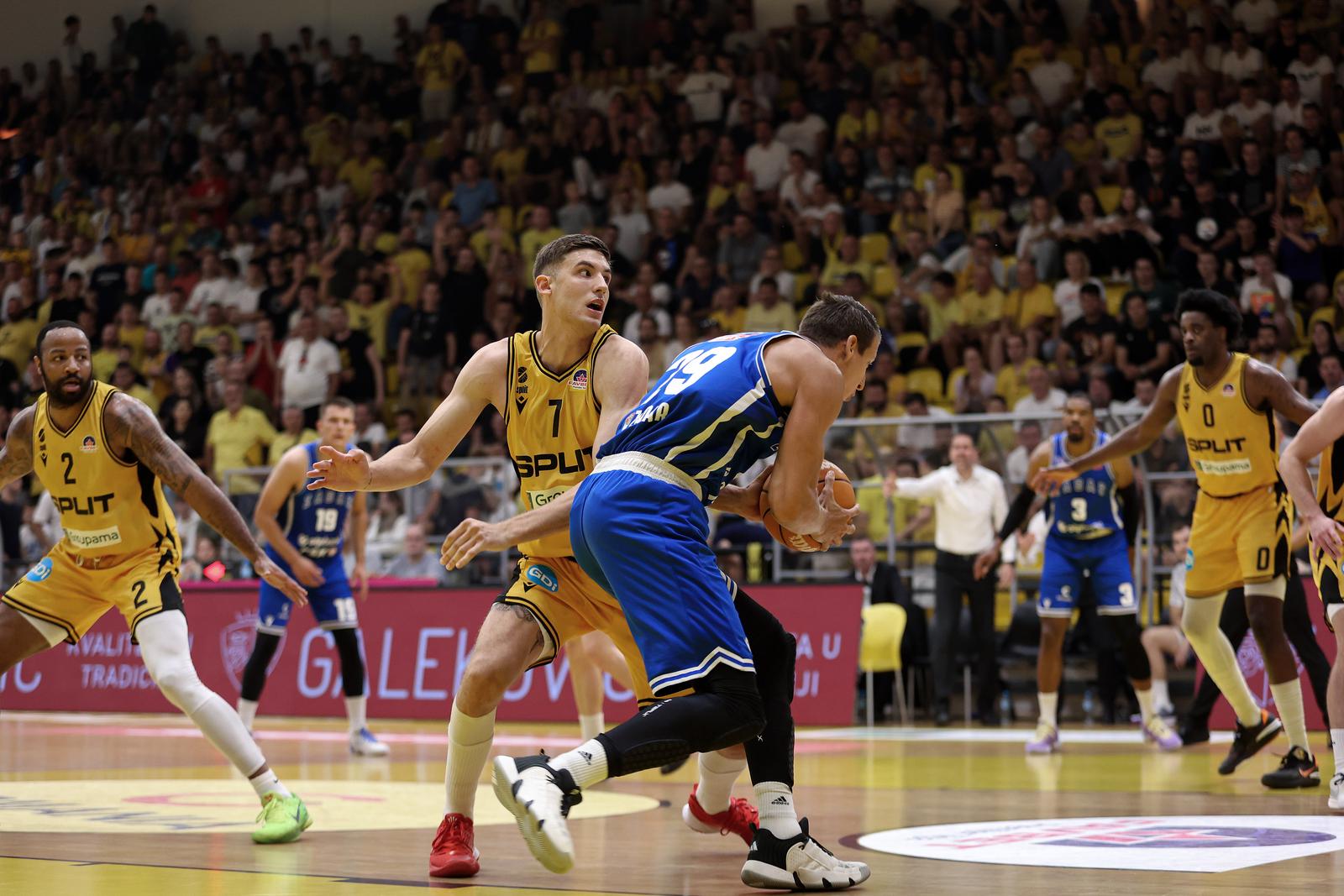 Favbet Premijer liga, finale doigravanja, 3. utakmica: KK Split – KK Zadar 87-77 Favbet Premijer liga, finale doigravanja, 3. utakmica: KK Split – KK Zadar 87-77