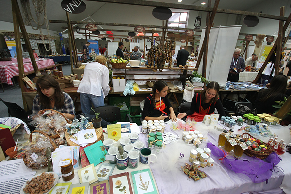 Otvoren 8. sajam “Eko etno Hrvatska” (foto:Saša Čuka) Otvoren 8. sajam “Eko etno Hrvatska” (foto:Saša Čuka)