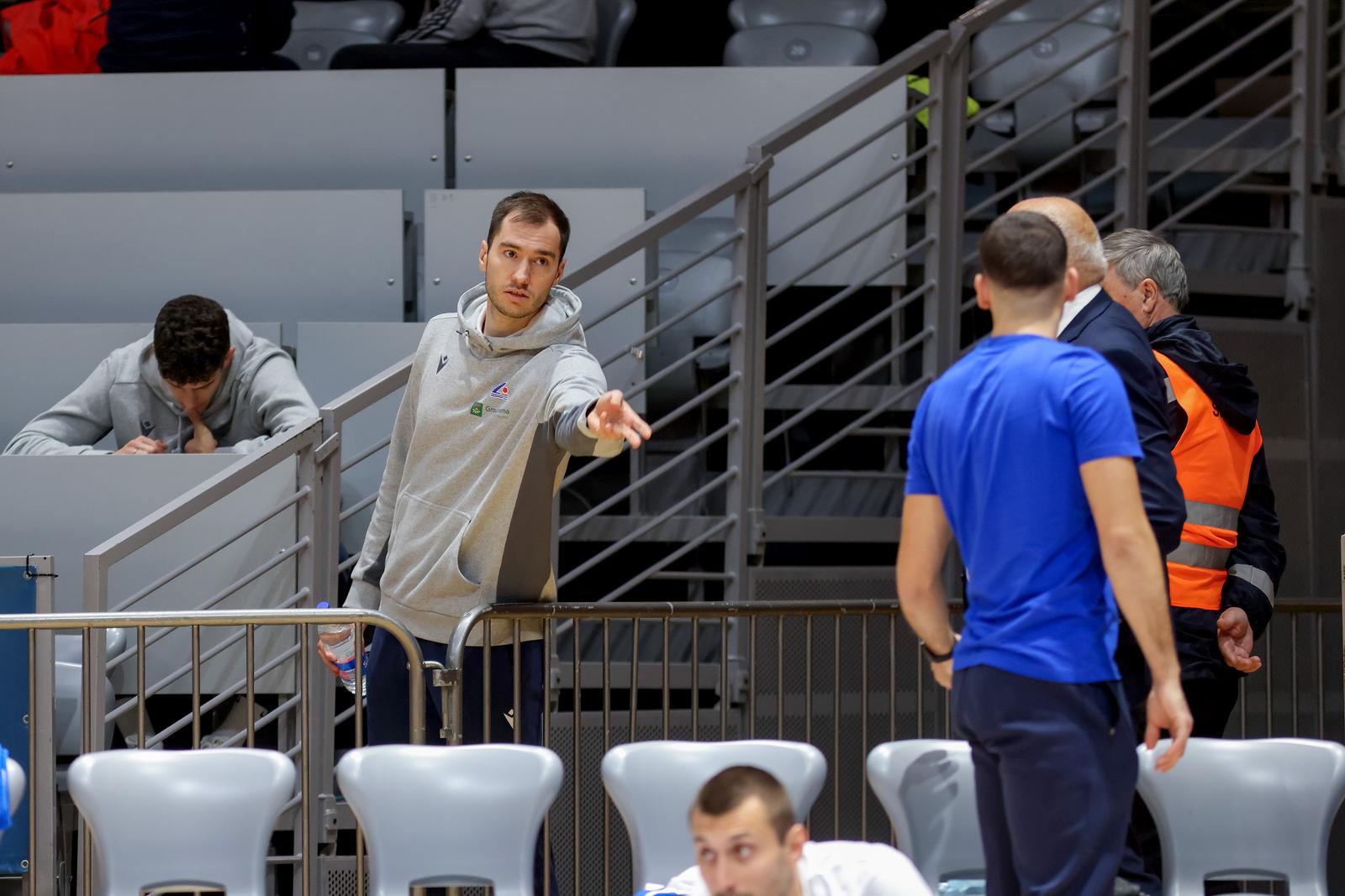 Favbet Premijer liga, 11. kolo: KK Zadar – KK KK Kvarner 77-63