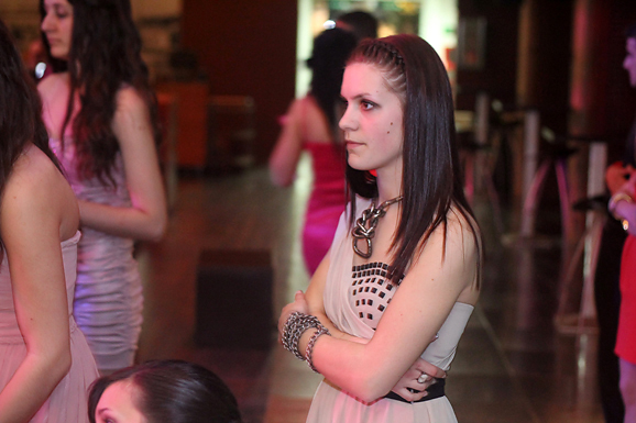 Maturalna večer Gimnazije Vladimira Nazora (foto:Saša Čuka) Maturalna večer Gimnazije Vladimira Nazora (foto:Saša Čuka)