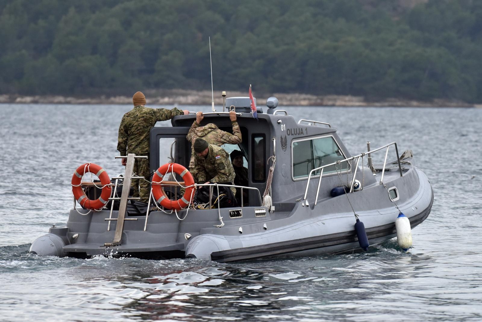 Pronađeno tijelo nestalog pilota i olupina helikoptera