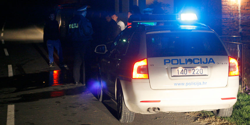 Nesreca, policija (Foto: Cropix)