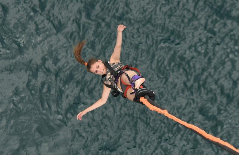 Mario Možnik otvorio bungee jumping sezonu na Masleničkom mostu, Photo: Hrvoje Jelavic/PIXSELL
