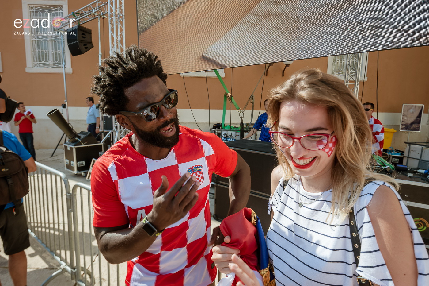 Navijačko ludilo u Zadru za vrijeme i nakon finala Svjetskog prvenstva Navijačko ludilo u Zadru za vrijeme i nakon finala Svjetskog prvenstva