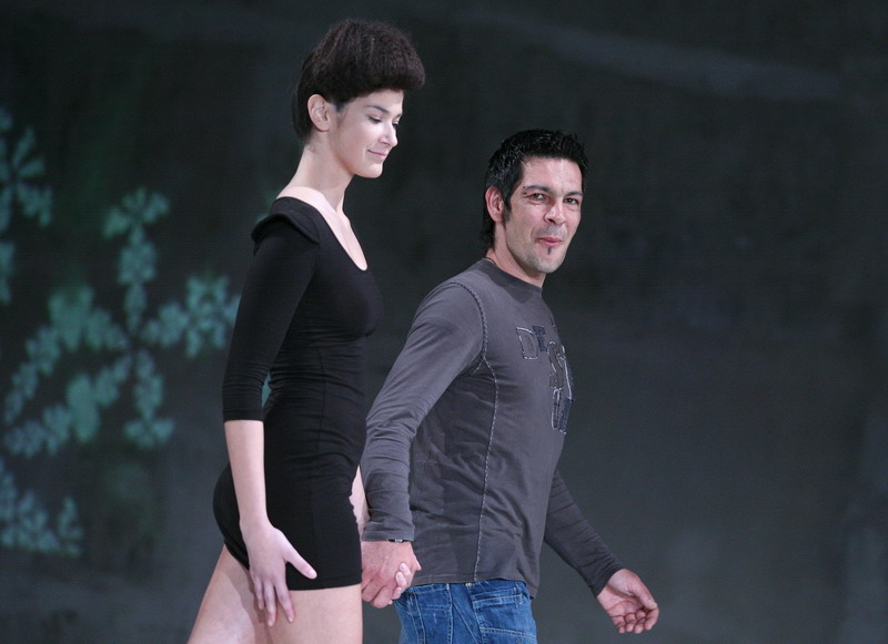 U trgovackom centru West gate odrzana je druga vecer modnog dogadjaja Nivea Cro a porter. Revije ce trajati od 24. do 27. ozujka. U trgovackom centru West gate odrzana je druga vecer modnog dogadjaja Nivea Cro a porter. Revije ce trajati od 24. do 27. ozujka.