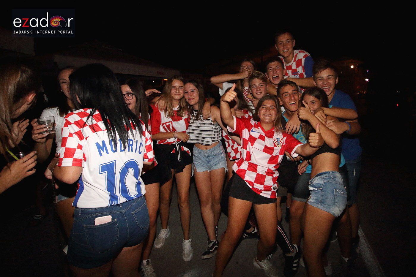 Bibinje: Navijanje za Vatrene i fešta nakon pobjede nad Engleskom