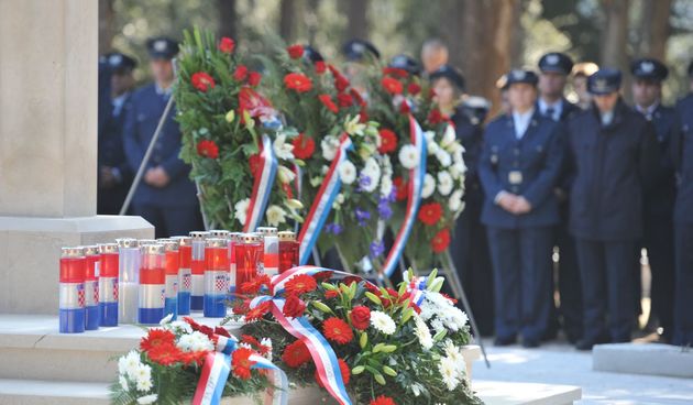 Susret sjećanja- obljetnica pogibije hrvatskih branitelja u Škabrnji