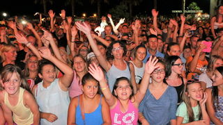 Virska noć 2016: Jelena Rozga i spektakularni vatromet za 25 tisuća fanova. Foto: Virski list