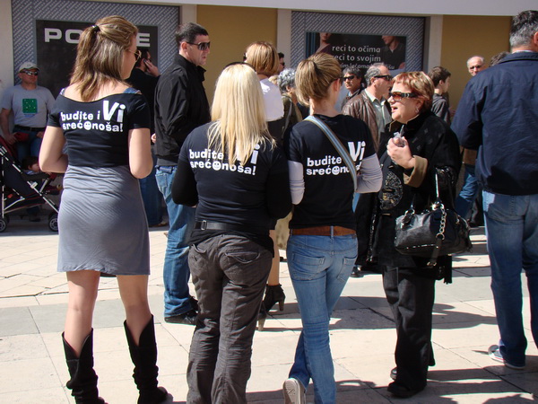 Humanitani uskrsni konvoj Zadar – Oklaj