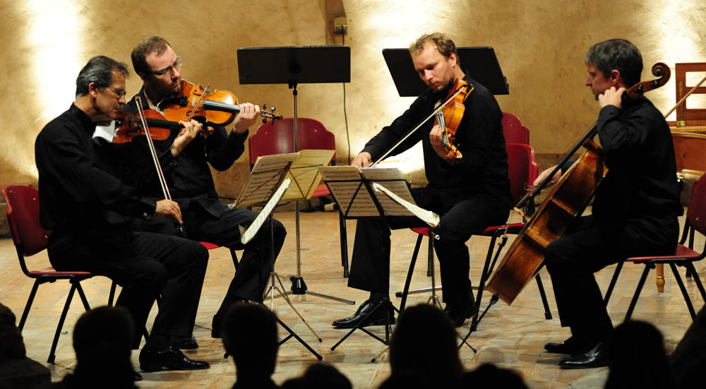 U sklopu 51. Glazbenih večeri u Sv. Donatu, sinoć su u Zadru gostovali Zagrebački kvartet, čembalist Pavao Mašić, te solistice Adela Golac-Rilović i Nera Gojanović-Kljajić, foto: Nenad Marčev