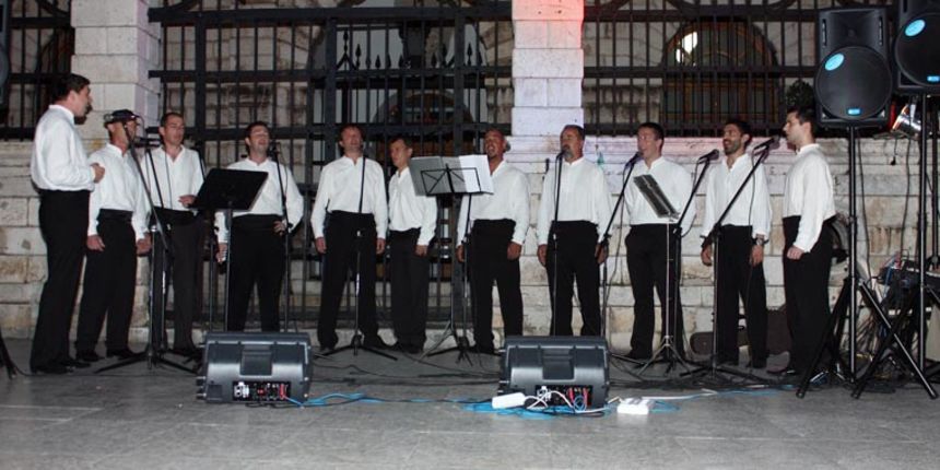 Klapa Kadena (foto: Filip Plazonić)