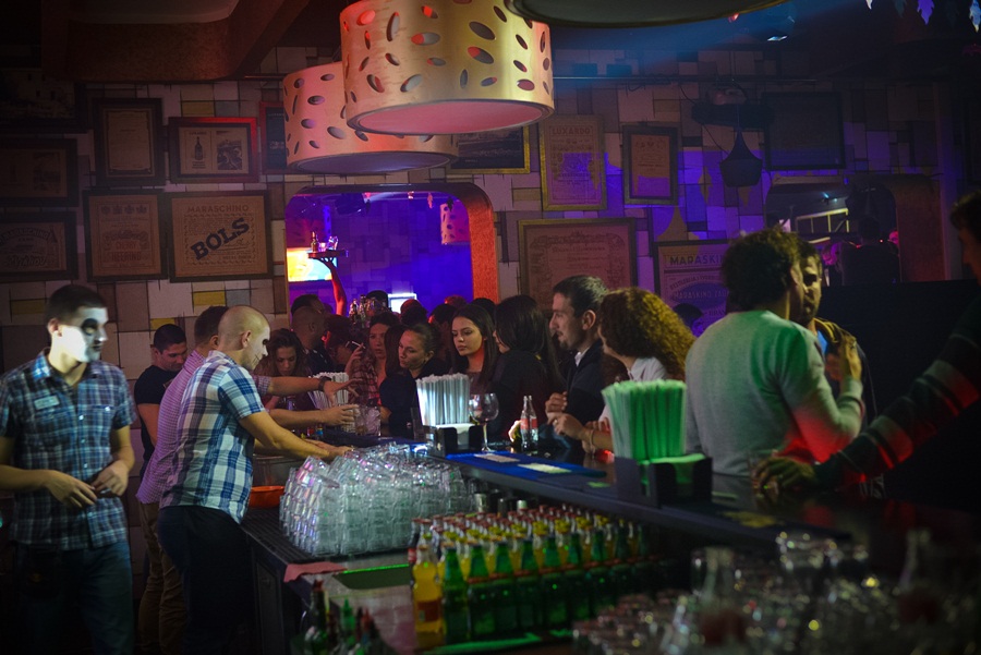 Jura Stublić & Film u Maraschino baru ; foto Iva Perinčić Jura Stublić & Film u Maraschino baru ; foto Iva Perinčić