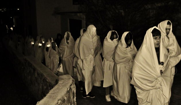 U lancuni, stoljetna tradicija u Preku u Čistu sridu