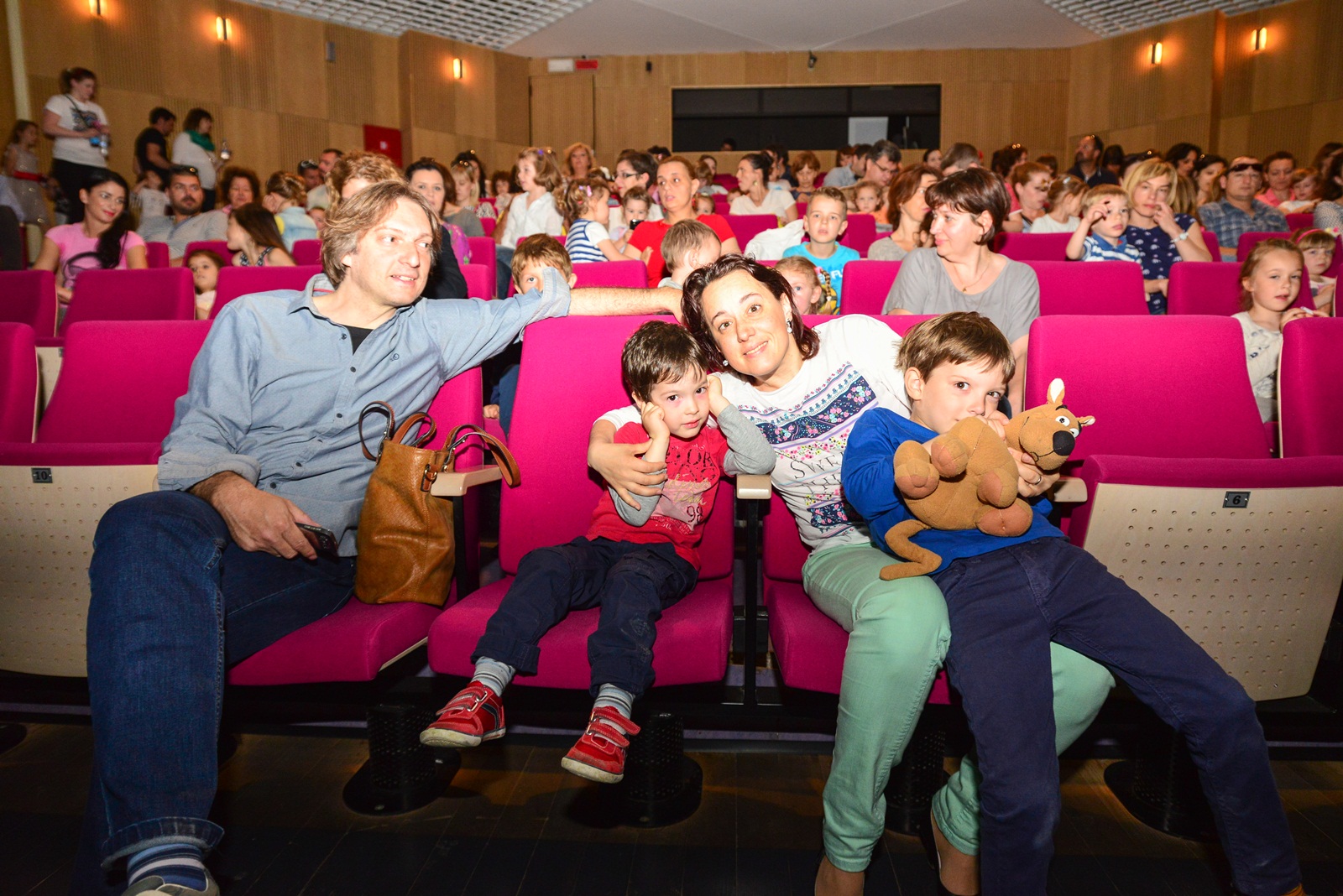 Pretpremijera predstave “Ivica i Marica” danas u Kazalištu lutaka Pretpremijera predstave “Ivica i Marica” danas u Kazalištu lutaka