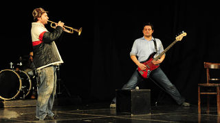 Zadar, 21.01.2013. snimio: Nenad Marčev
TEATAR EXIT, Zagreb
Saša Anočić
KAUBOJI
redatelj: Saša Anočić
igraju: Živko Anočić, Matija Antolić,
Hrvoje Barišić, Krunoslav Klabučar,
Rakan Rushaidat, Radovan Ruždjak i Ivana Rushaidat
izvan pre Zadar, 21.01.2013. snimio: Nenad Marčev
TEATAR EXIT, Zagreb
Saša Anočić
KAUBOJI
redatelj: Saša Anočić
igraju: Živko Anočić, Matija Antolić,
Hrvoje Barišić, Krunoslav Klabučar,
Rakan Rushaidat, Radovan Ruždjak i Ivana Rushaidat
izvan pre