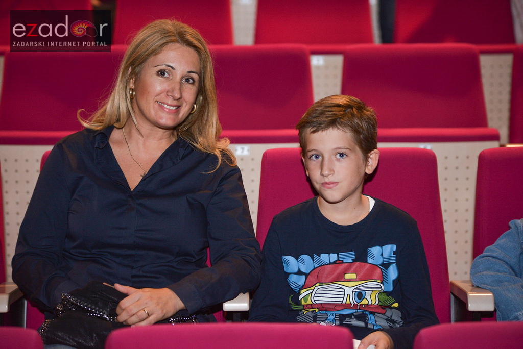 Premijera predstave “Pale sam na svijetu” u Kazalištu lutaka Zadar Premijera predstave “Pale sam na svijetu” u Kazalištu lutaka Zadar