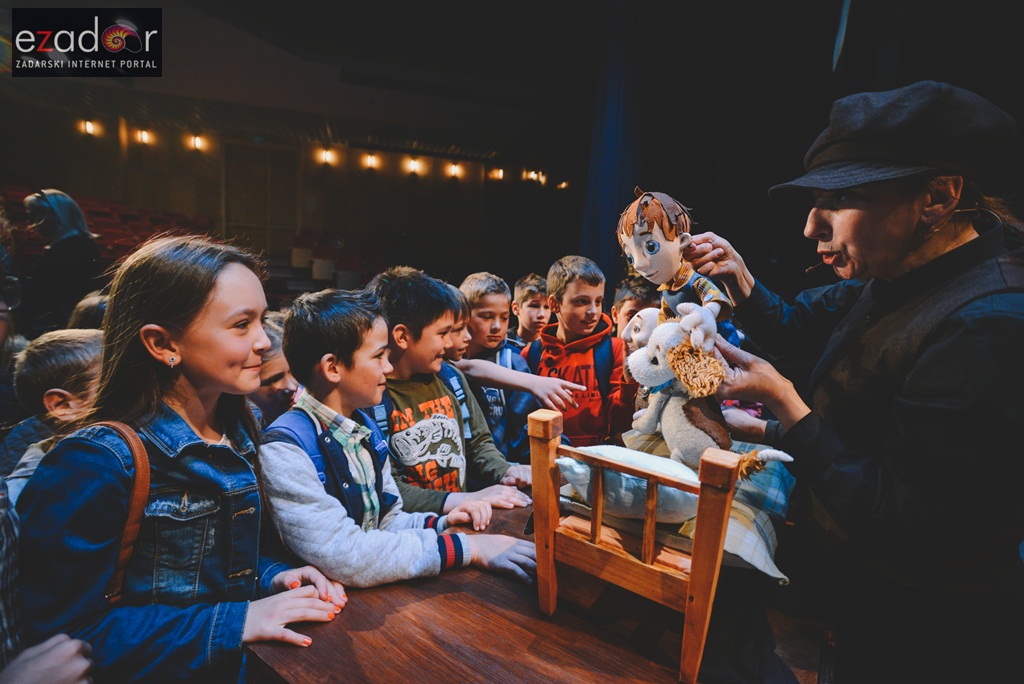 Obilježen Dan kazališta za mlade i Dan lutkarstva Obilježen Dan kazališta za mlade i Dan lutkarstva