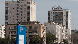 Zadar: Rasvjetni stup završio u moru, foto: Leo Banic