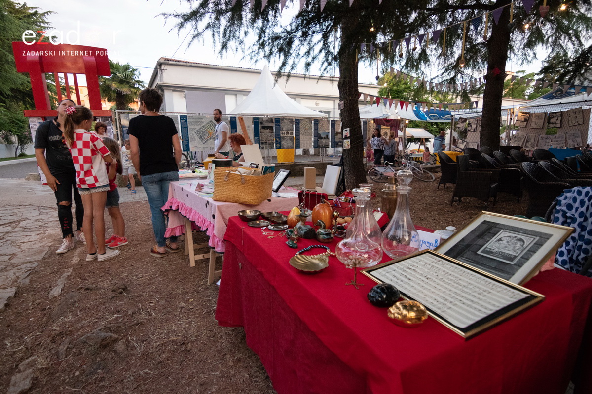 KvartArt 2018: Lijepa subotnja večer u znaku Ante Perkovića, plesa, glazbe i Vatrenih KvartArt 2018: Lijepa subotnja večer u znaku Ante Perkovića, plesa, glazbe i Vatrenih
