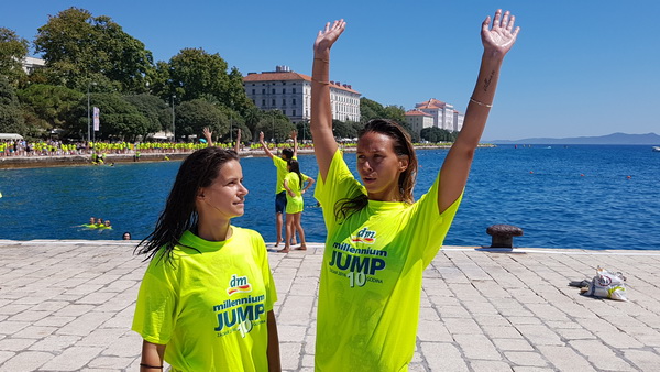 Sasvim osoban doživljaj – 10. dm Millennium Jump sa zadarske rive. Foto: Mladen Malik Barba Sasvim osoban doživljaj – 10. dm Millennium Jump sa zadarske rive. Foto: Mladen Malik Barba