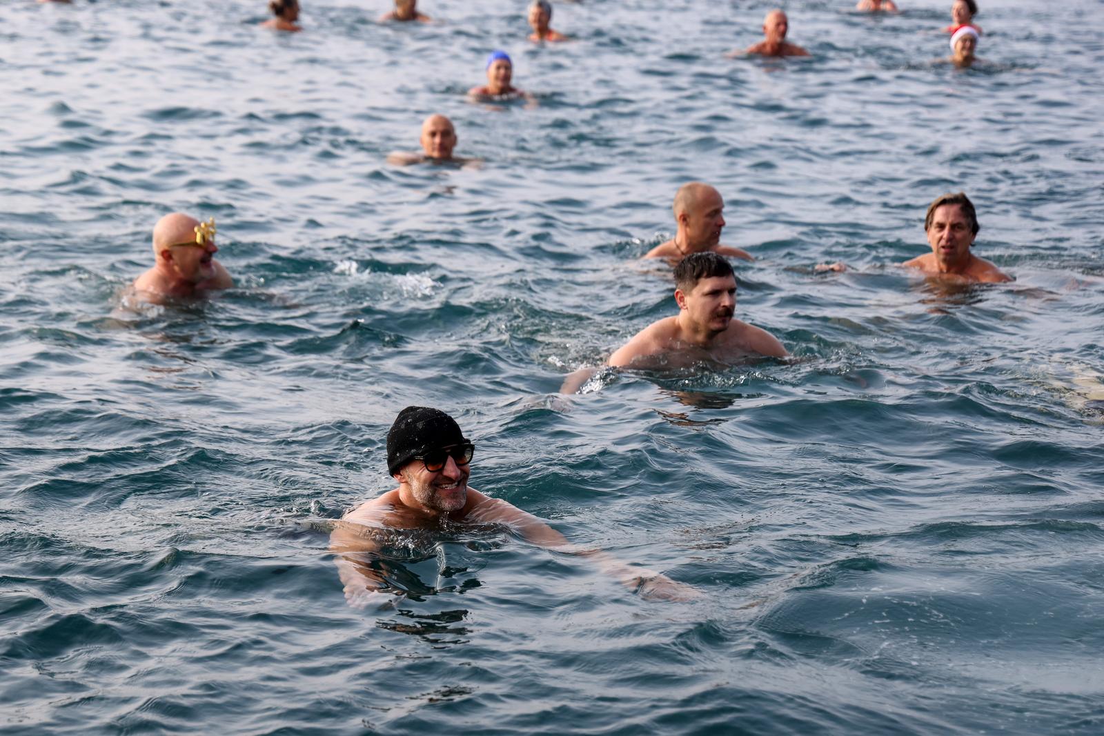 Novogodišnje kupanje na Morskim orguljama