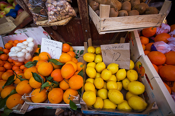 Đir po pijaci, 30. siječnja 2012. (foto:Saša Čuka)