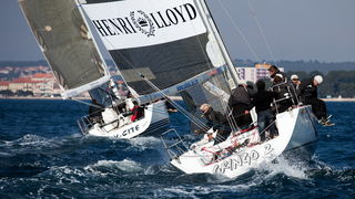Zadar, 260211.
U Biogradskom akvatoriju se ovoga vikenda odrzava 11. Karnevalska regata. U tri jedrenja natjecati ce se 50-ak brodova.
Na slici: detalj sa subotnjeg jedrenja.
Foto: Vladimir Ivanov / CROPIX Zadar, 260211.
U Biogradskom akvatoriju se ovoga vikenda odrzava 11. Karnevalska regata. U tri jedrenja natjecati ce se 50-ak brodova.
Na slici: detalj sa subotnjeg jedrenja.
Foto: Vladimir Ivanov / CROPIX