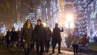 Na Zrinjevcu otvoren Advent u Zagrebu