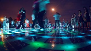 20.06.2013., Zadar – Pod gotovo punim mjesecom na instalaciji Pozdrav Suncu otvoren je 4. festival tanga.Photo: Filip Brala/PIXSELL 20.06.2013., Zadar – Pod gotovo punim mjesecom na instalaciji Pozdrav Suncu otvoren je 4. festival tanga.Photo: Filip Brala/PIXSELL