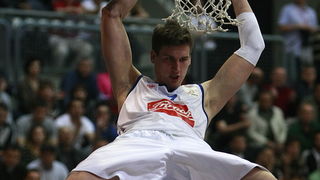 Zagreb, 150512.
KC Drazen Petrovic, Savska cesta.
Prva utakmica polufinala PH za kosarkase Cibona – Zadar.
Na fotografija: Tomislav Zubcic.
Foto: Ronald Gorsic / CROPIX Zagreb, 150512.
KC Drazen Petrovic, Savska cesta.
Prva utakmica polufinala PH za kosarkase Cibona – Zadar.
Na fotografija: Tomislav Zubcic.
Foto: Ronald Gorsic / CROPIX