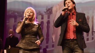 KD Lisinski: Prijatelji i Kemo – Hiljade pahulja bijelih KD Lisinski: Prijatelji i Kemo – Hiljade pahulja bijelih