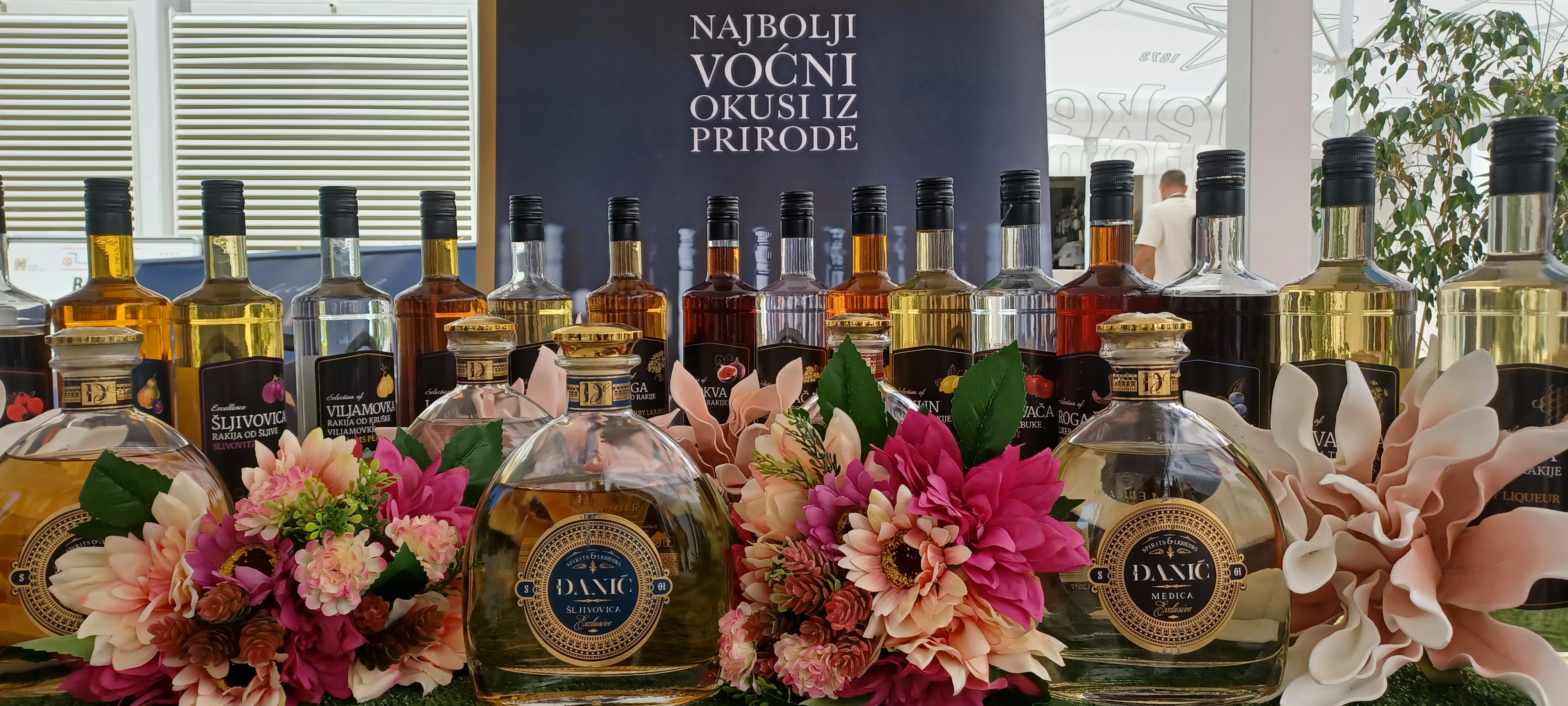 Wine EnoGASTRO Vip Event na terasi hotela Kolovare