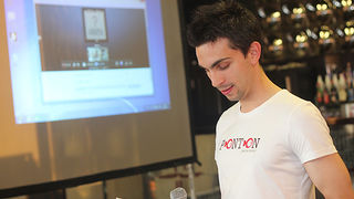 Image 888211 (auto) Image 888211 (auto)