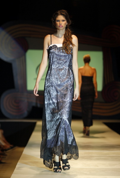 Zadar, 150711.
Druga vecer Zadar Fashion Nightsa, kojeg organiziraju Stefany Hohnjec i Aleksandra Grdic. Revije se odrzavaju na Forumu kraj crvke Sv Donata.
Foto: Jure Miskovic / CROPIX Zadar, 150711.
Druga vecer Zadar Fashion Nightsa, kojeg organiziraju Stefany Hohnjec i Aleksandra Grdic. Revije se odrzavaju na Forumu kraj crvke Sv Donata.
Foto: Jure Miskovic / CROPIX