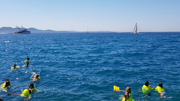 Sasvim osoban doživljaj – 10. dm Millennium Jump sa zadarske rive. Foto: Mladen Malik Barba Sasvim osoban doživljaj – 10. dm Millennium Jump sa zadarske rive. Foto: Mladen Malik Barba