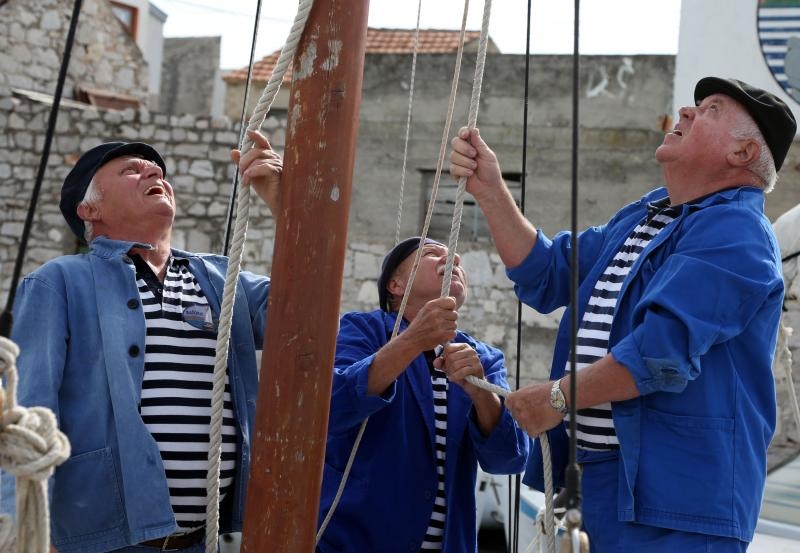 Murter: Po jakoj buri održana je tredicionalna 18. regata Latinsko idro – Murter 2015. Photo: Duško Jaramaz/PIXSELL Murter: Po jakoj buri održana je tredicionalna 18. regata Latinsko idro – Murter 2015. Photo: Duško Jaramaz/PIXSELL