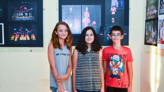 U MO Stanovi upriličeno je svečano otvorenje izložbe fotografija “Igrajmo se” autorice Ive Perinčić U MO Stanovi upriličeno je svečano otvorenje izložbe fotografija “Igrajmo se” autorice Ive Perinčić