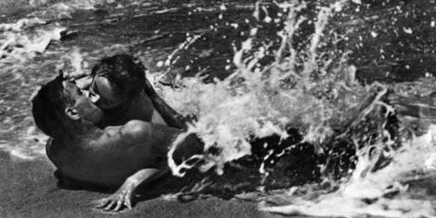 Ljubavni zagrljaj Ljubavni zagrljaj