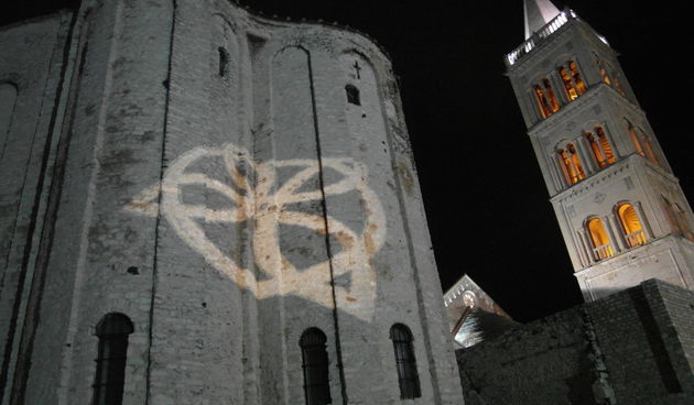 Izložba i dalje oduševljava: “Put oko svijeta” u Sv. Donatu sve do 22. kolovoza